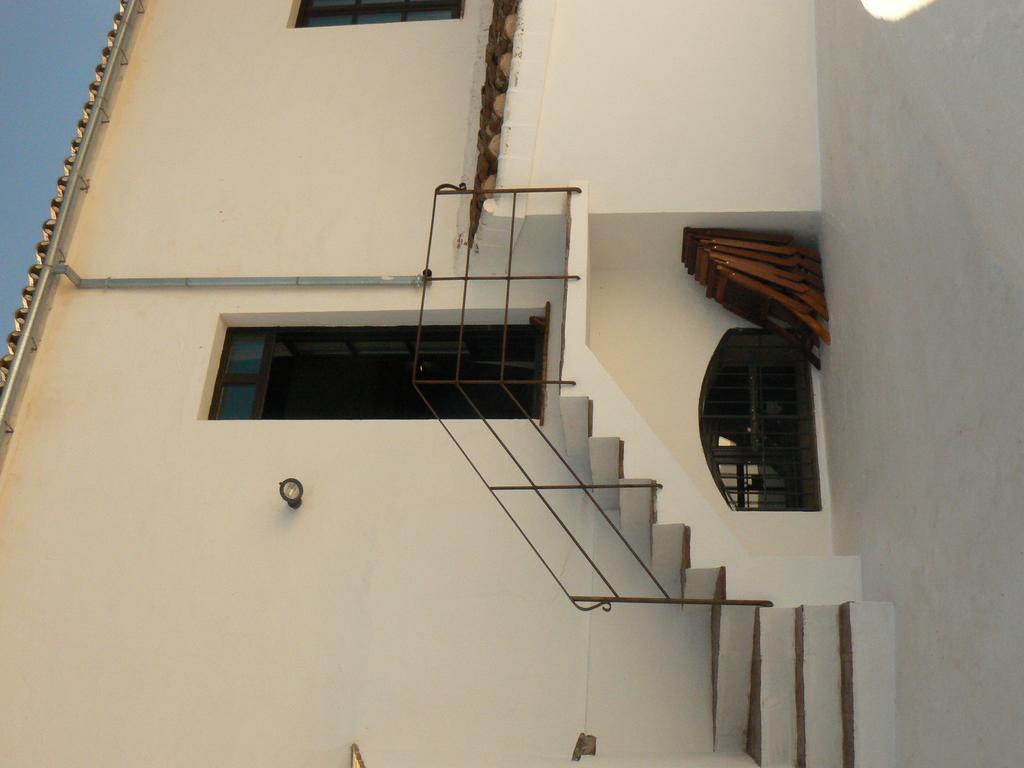 Los Pozos De La Nieve Constantina Room photo
